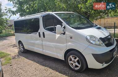 Минивэн Opel Vivaro 2011 в Заставной
