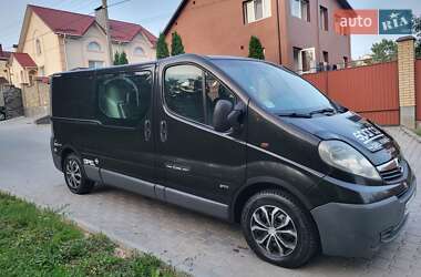 Минивэн Opel Vivaro 2007 в 