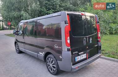 Минивэн Opel Vivaro 2007 в 