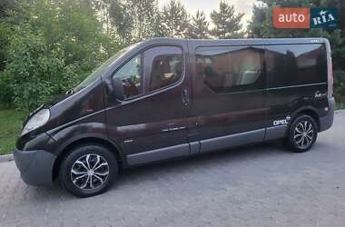 Минивэн Opel Vivaro 2007 в 