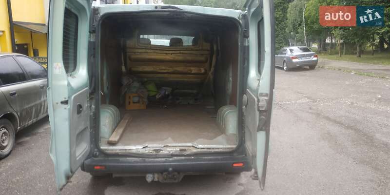 Грузовой фургон Opel Vivaro 2002 в Тернополе