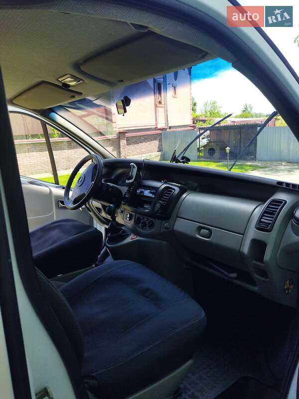 Мінівен Opel Vivaro 2007 в Стрию