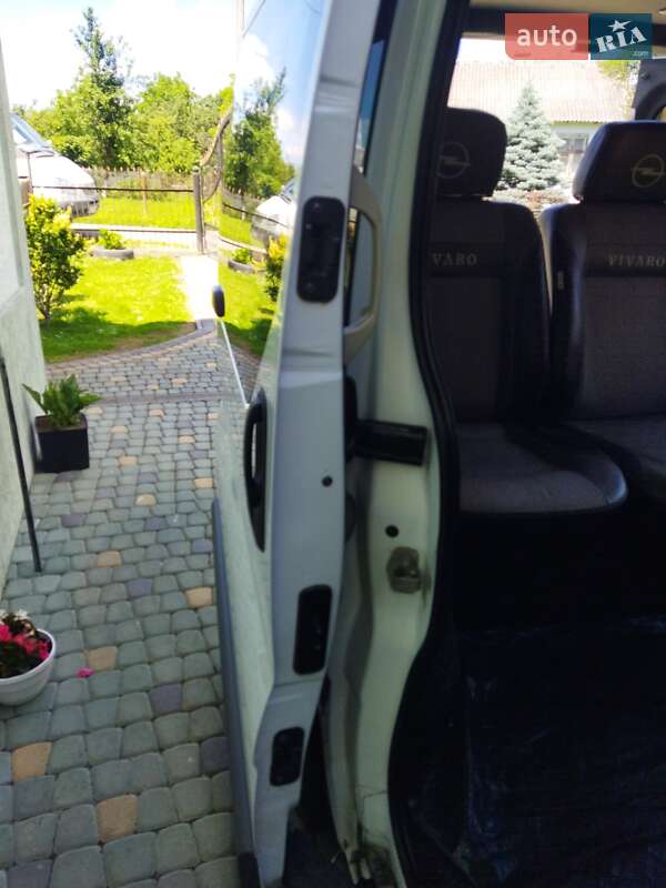 Мінівен Opel Vivaro 2007 в Стрию