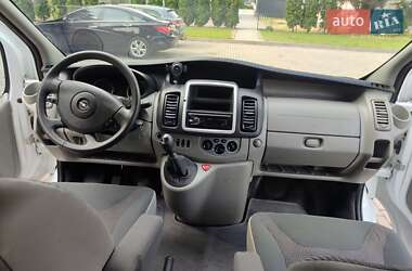Минивэн Opel Vivaro 2011 в 