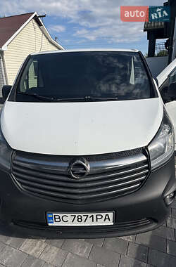 Грузовой фургон Opel Vivaro 2015 в Львове