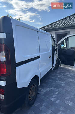 Грузовой фургон Opel Vivaro 2015 в 