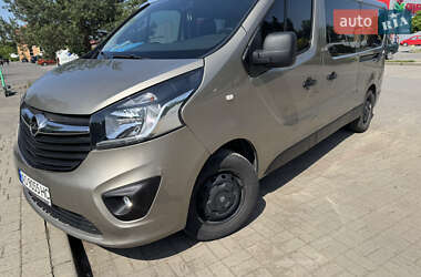 Минивэн Opel Vivaro 2018 в Ужгороде