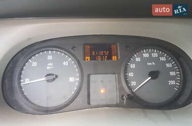 Минивэн Opel Vivaro 2008 в 