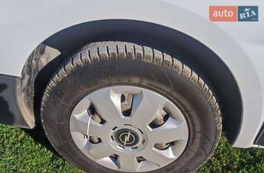 Минивэн Opel Vivaro 2007 в 