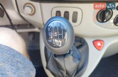 Минивэн Opel Vivaro 2007 в 