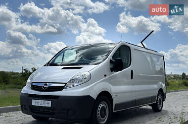 Грузовой фургон Opel Vivaro 2014 в Здолбунове