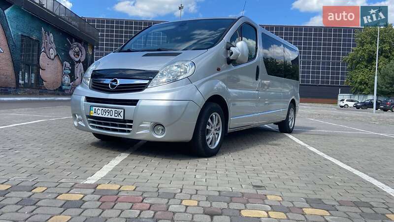 Opel Vivaro 2011
