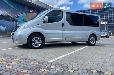 Мінівен Opel Vivaro 2011 в Києві