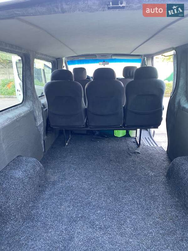 Мінівен Opel Vivaro 2003 в Житомирі