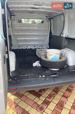 Грузовой фургон Opel Vivaro 2013 в 