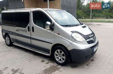 Минивэн Opel Vivaro 2009 в 
