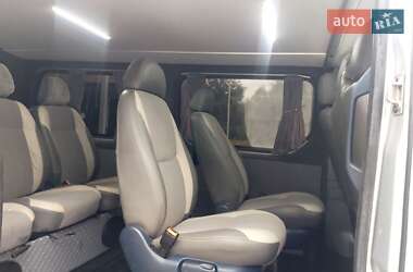 Минивэн Opel Vivaro 2009 в 