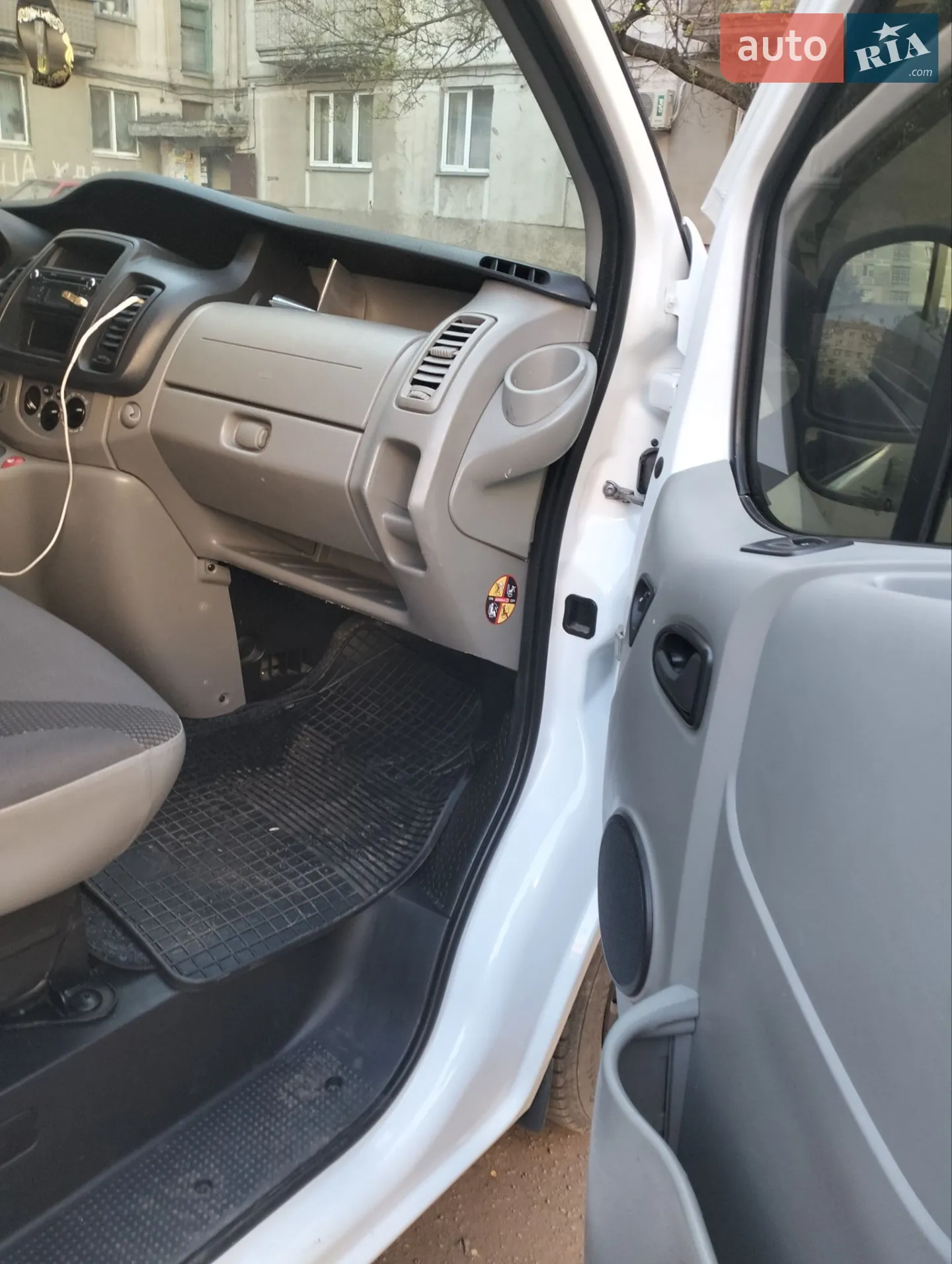 2013 Opel Vivaro - мініатюра 10