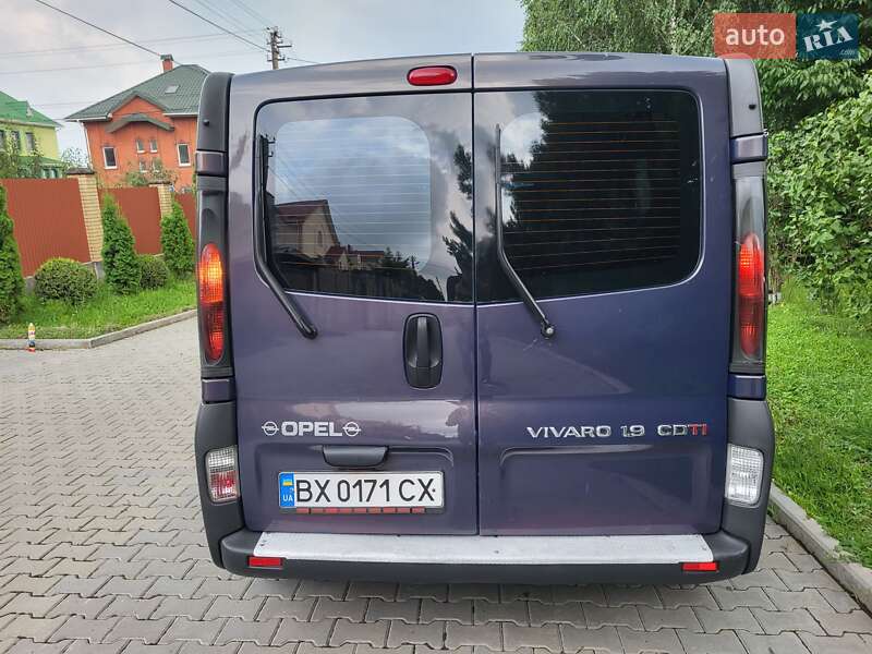 Мінівен Opel Vivaro 2005 в Хмельницькому