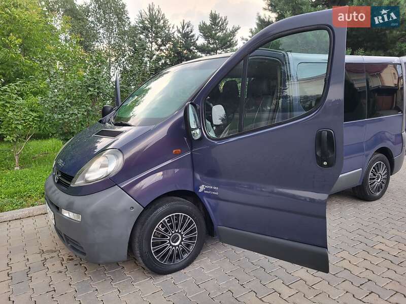 Мінівен Opel Vivaro 2005 в Хмельницькому