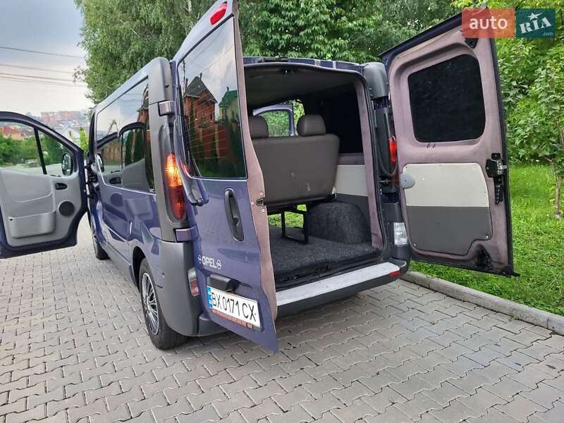 Мінівен Opel Vivaro 2005 в Хмельницькому