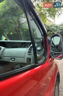 Минивэн Opel Vivaro 2009 в Тячеве