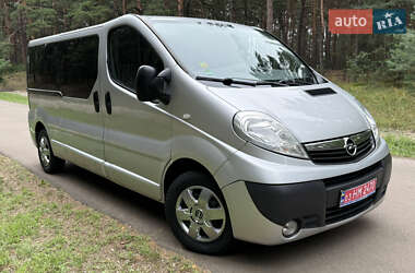 Мінівен Opel Vivaro 2014 в Києві