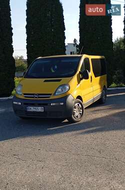 Минивэн Opel Vivaro 2004 в Дубно