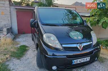 Вантажопасажирський фургон Opel Vivaro 2007 в Дніпрі