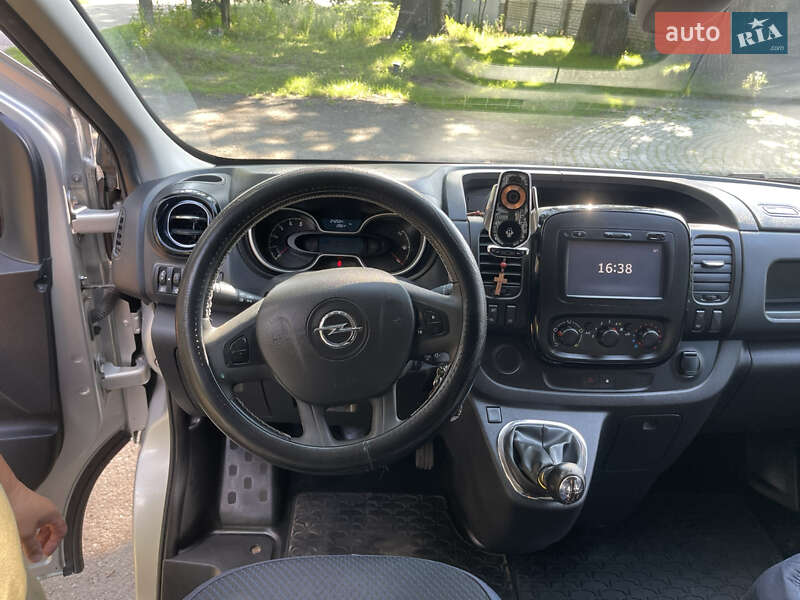 Минивэн Opel Vivaro 2018 в Житомире