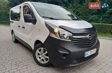 Минивэн Opel Vivaro 2015 в Луцке