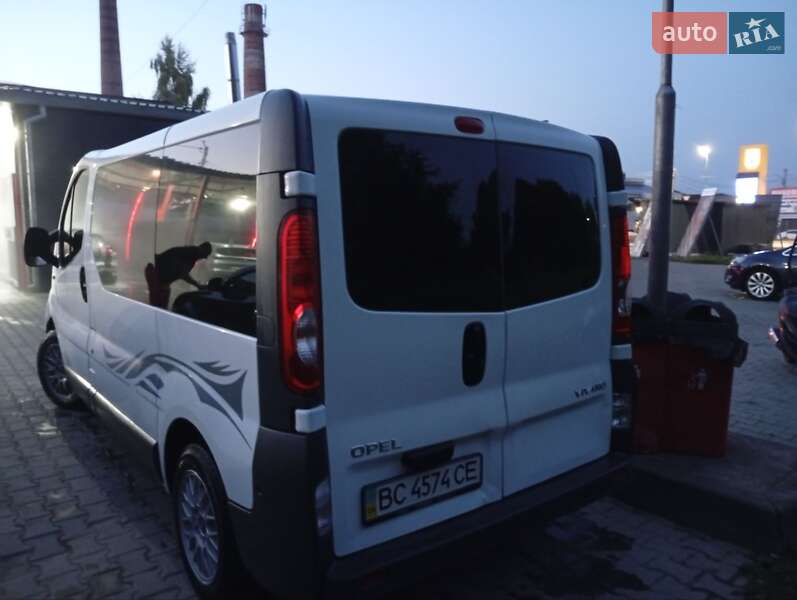 Минивэн Opel Vivaro 2007 в Бориславе