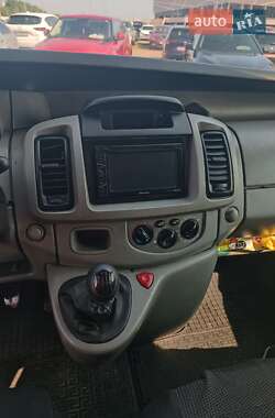Минивэн Opel Vivaro 2005 в  фото 7 Минивэн Opel Vivaro 2005 в