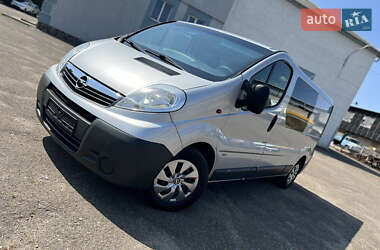 Мінівен Opel Vivaro 2013 в Луцьку