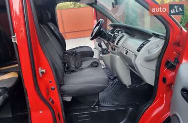 Минивэн Opel Vivaro 2003 в 