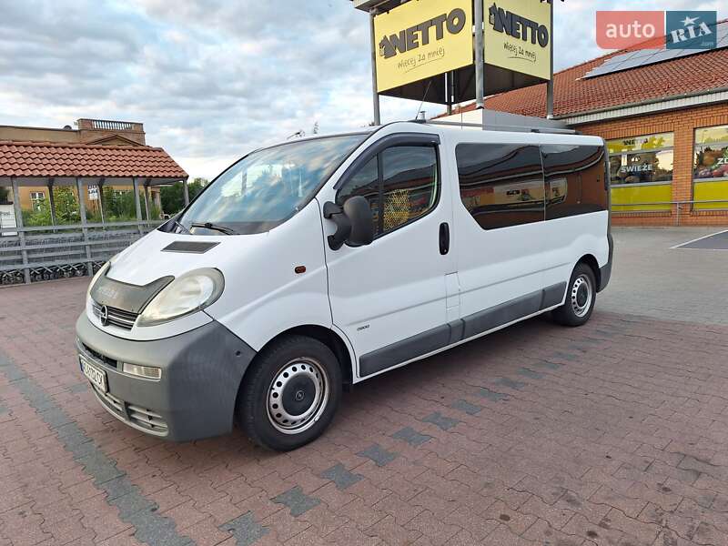 Opel Vivaro 2005