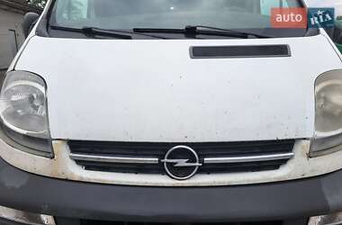 Минивэн Opel Vivaro 2004 в 