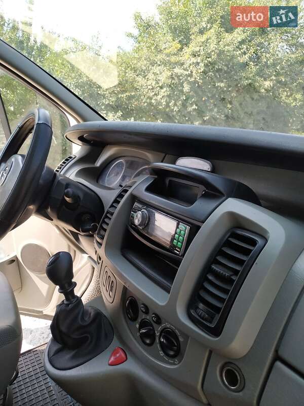 Мінівен Opel Vivaro 2006 в Шепетівці фото 22 Мінівен Opel Vivaro 2006 в Шепетівці