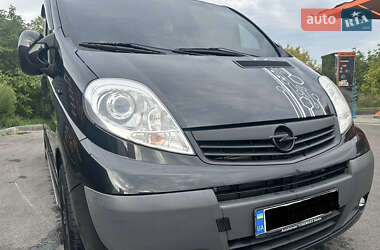 Мінівен Opel Vivaro 2013 в Валках