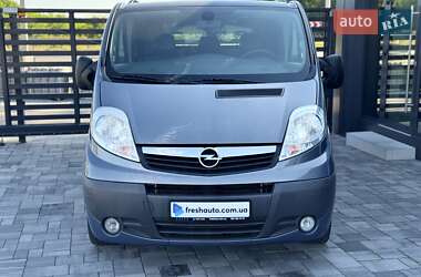 Мінівен Opel Vivaro 2013 в Рівному