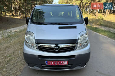 Мінівен Opel Vivaro 2014 в Києві