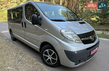 Мінівен Opel Vivaro 2014 в Києві