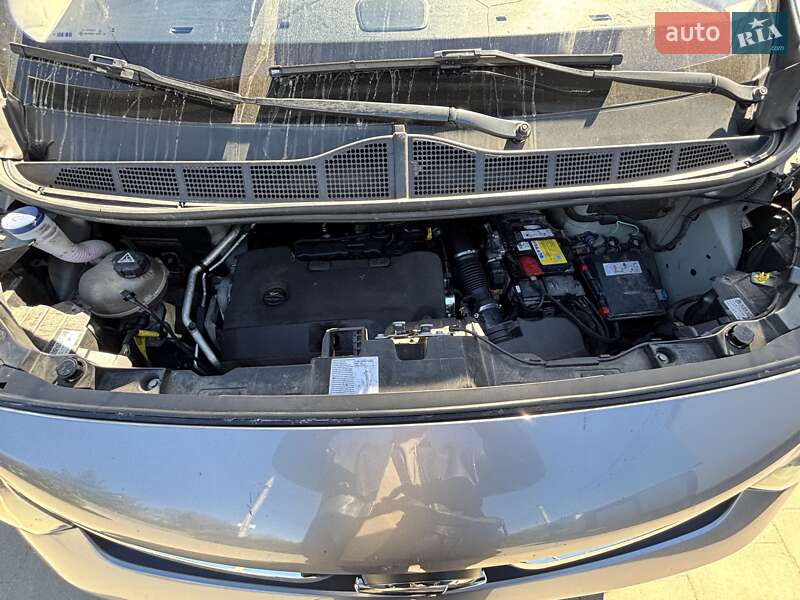 Грузовой фургон Opel Vivaro 2020 в Львове