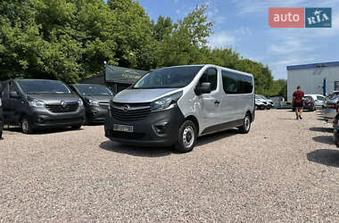 Минивэн Opel Vivaro 2016 в Ровно