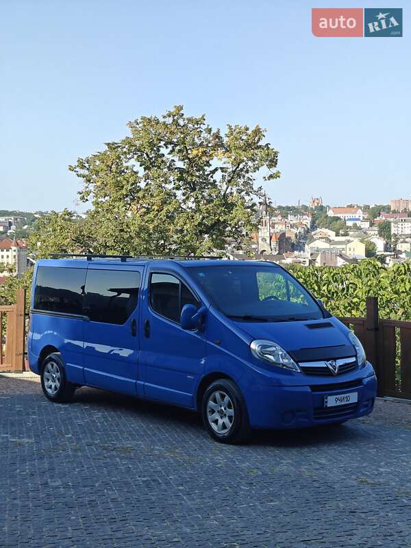 Минивэн Opel Vivaro 2007 в 