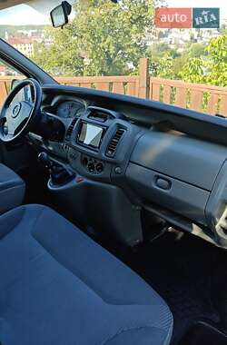 Минивэн Opel Vivaro 2007 в 