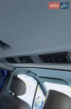 Минивэн Opel Vivaro 2007 в 
