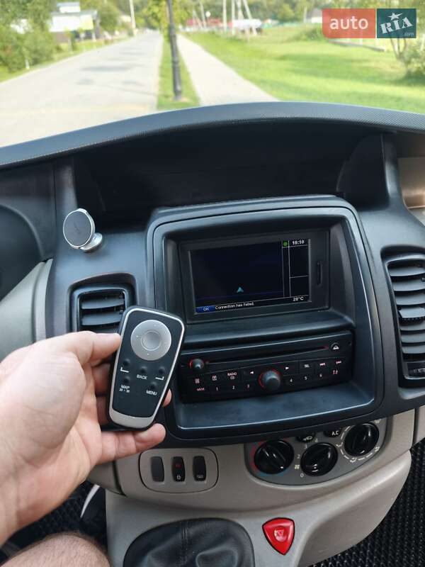 Грузовой фургон Opel Vivaro 2012 в Сваляве