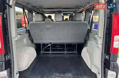 Минивэн Opel Vivaro 2012 в 