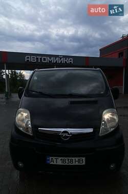 Минивэн Opel Vivaro 2006 в 